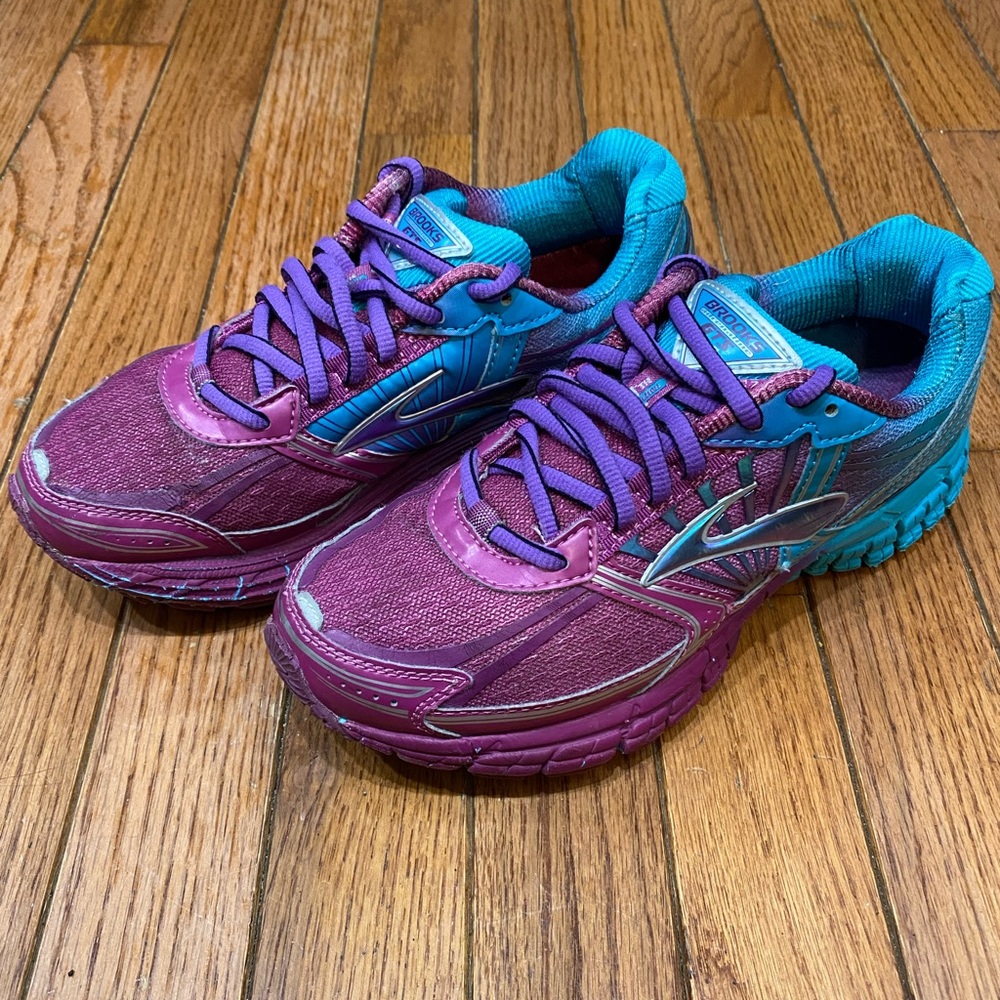Brooks Women Purple Blue-Green Adrenaline GTS 14 Athletic Running Shoe 6.5